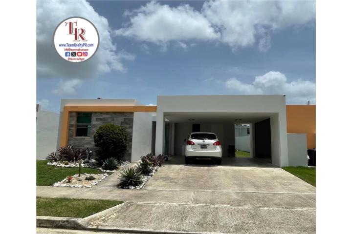 Urbanizacion-Toscana ¡Hermosa TERRERA en la Urb. Toscana! Casa en Gurabo