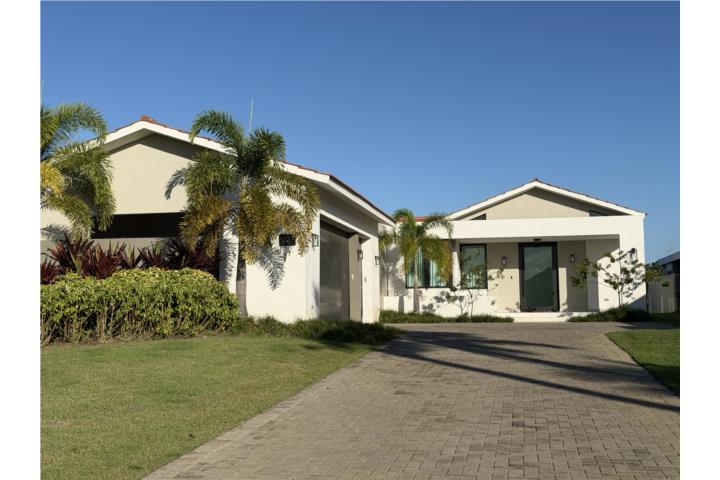 Urbanizacion-Sabanera de Dorado SABANERA DORADO Isla Norte Casa en Dorado