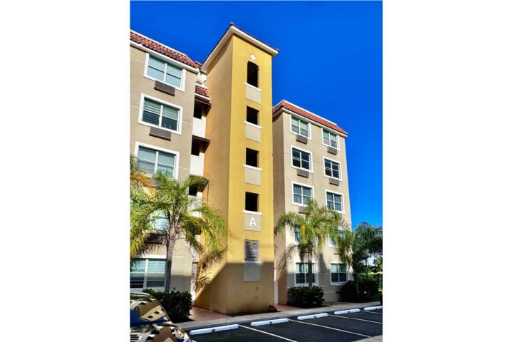 Condominio-Cove by The Sea Cove by the Sea a 4 minutos de la playa Apartamento/WalkUp en Vega Alta