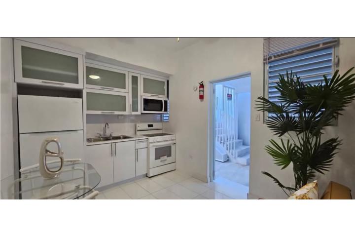 Urbanizacion-Valencia Renta Amueblado - Apt#4 Valencia Rio Piedras Apartamento en San Juan - Río Piedras