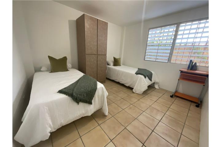 Barrio-Polvorin Apartamento en Cayey - 4 habitaciones 1 baño Apartamento en Cayey