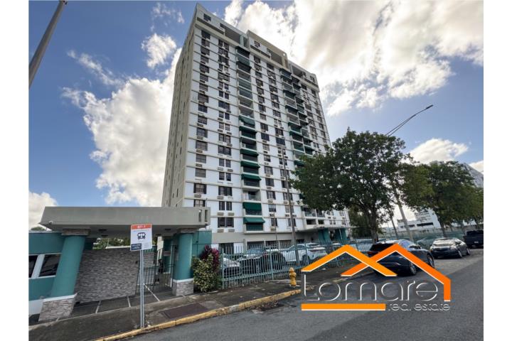 Condominio-The Towers at Plaza Santa Cruz COND. THE TOWER 3H-2B Apartamento en Bayamón