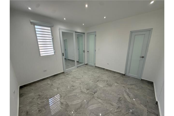 Barrio-Sabana Llana Unidad Nueva para Estrenar  1H | 1B Casa en San Juan - Río Piedras