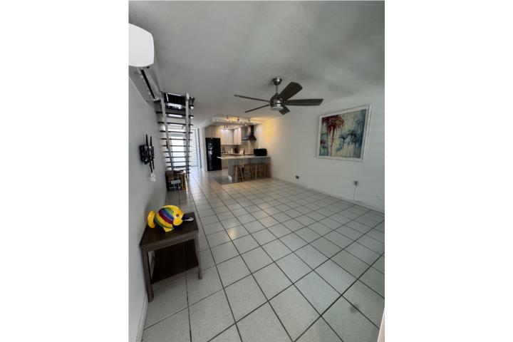 Condominio-Villas De Playa Location Beachfront Villas de Playa 1 Apartamento/WalkUp en Dorado