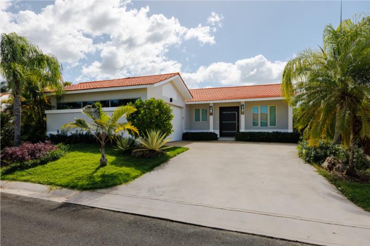 Urbanizacion-Sabanera de Dorado Move-In Ready Rental in Sabanera Dorado Casa en Dorado