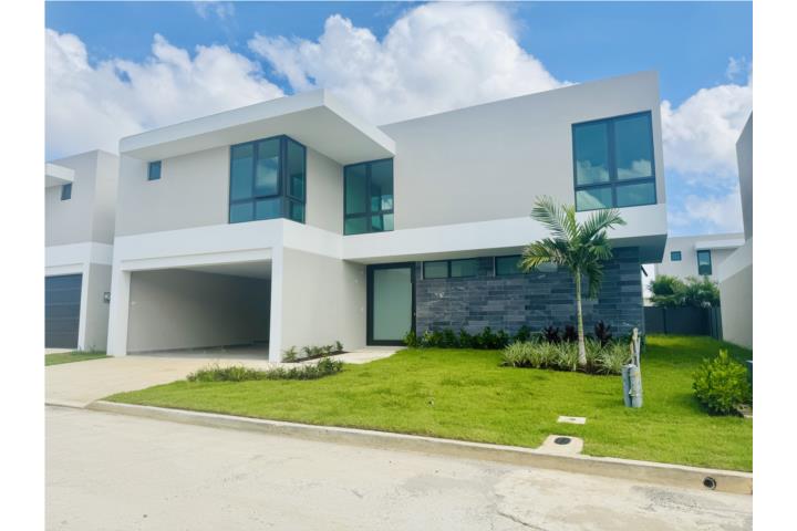 Urbanizacion-Riviera Parkview Riviera Riviera Parkview (Nueva) 3650p/c 4hab 4.5baños Casa en Bayamón