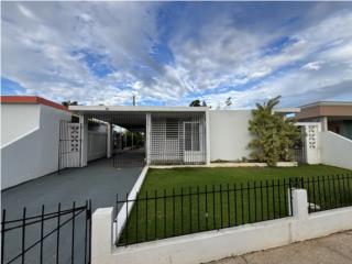 URB. ALTURAS DE VEGA BAJA-EXCELENTE UBICACION