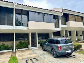 Townhouse @ Ave. San Patricio