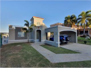 Village at The Hill, Preciosa Residencia 