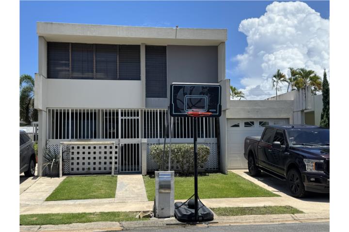 Urbanizacion-La Mansion La Mansion Levittown Casa en Cataño