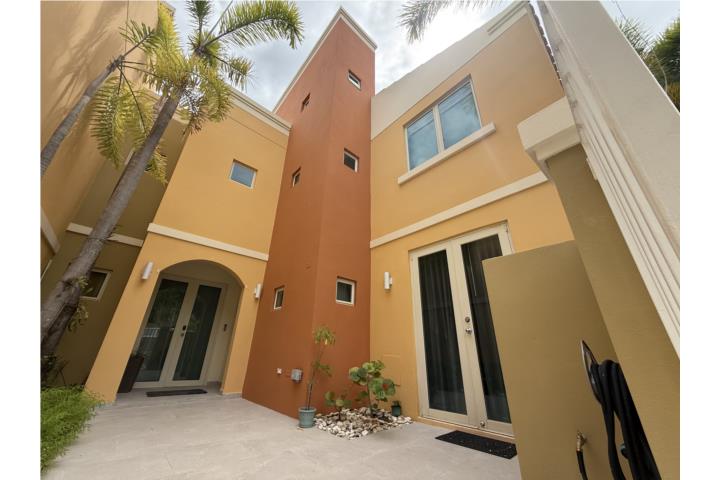 Urbanizacion-Aquabella Palmas Del Mar AQUABELLA EN PALMAS DEL MAR Casa en Humacao - Palmas