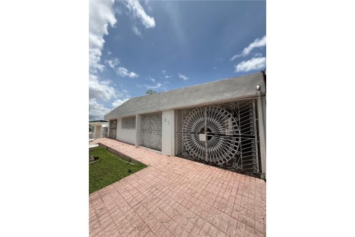 Urbanizacion-Bayamon Gardens Casa Completa Grande BG Casa en Bayamón