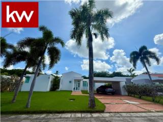 URB. CIUDAD JARDIN, CASA EN GURABO