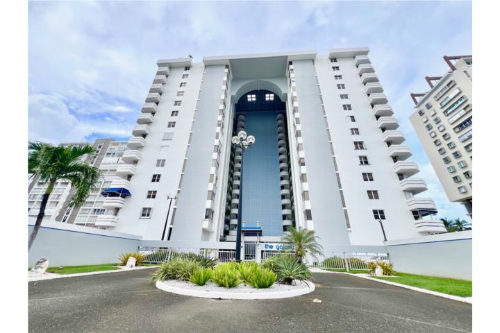 Condominio-Galaxy Furnished Beach Front Apartment @The Galaxy Apartamento en Carolina - Isla Verde