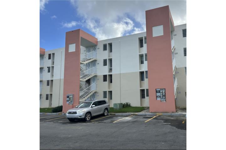 Condominio-Chalets De Las Palmas Chalets de las Palmas 2h/1b $700 Apartamento/WalkUp en Humacao