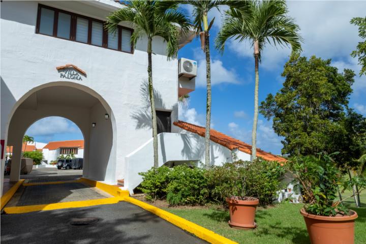 Condominio-Rio Mar Cluster I Rio Mar Cluster 1 1H,2B,1PK Apartamento/WalkUp en Río Grande