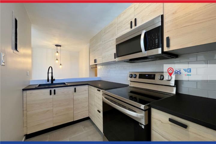 Condominio-Pisos De Caparra Guaynabo cerca de Buchannan y San Patricio Apartamento en Guaynabo