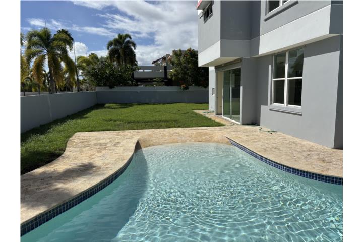 Urbanizacion-Paseos De Dorado Paseos de Dorado - Pool - Unfurnished Casa en Dorado