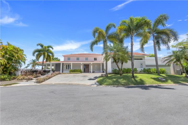 Urbanizacion-Sabanera de Dorado Sabanera Dorado Hermosa propiedad remodelada Casa en Dorado