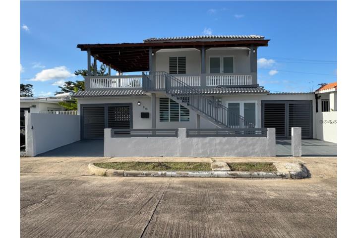 Urbanizacion-Notre Dame Notre Dame**Excelentes Condiciones** Apartamento/WalkUp en Caguas