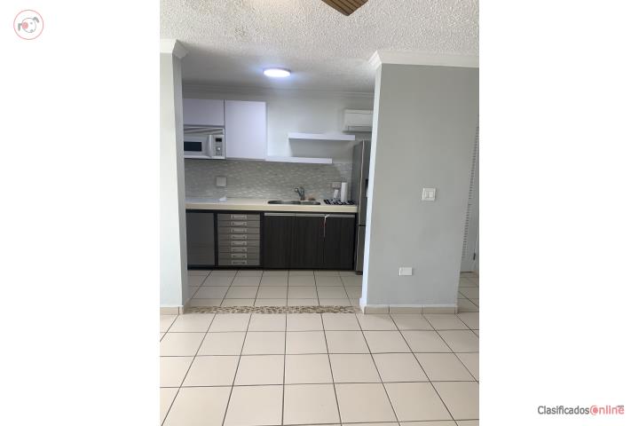 Rento PH Granada Park x $2,500.