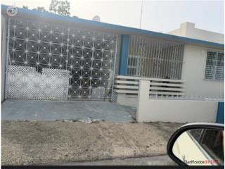Casa en Villa Palmeras-Santurce. Remodelada