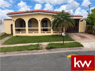 URB. ROUND HILLS, CASA EN TRUJILLO ALTO