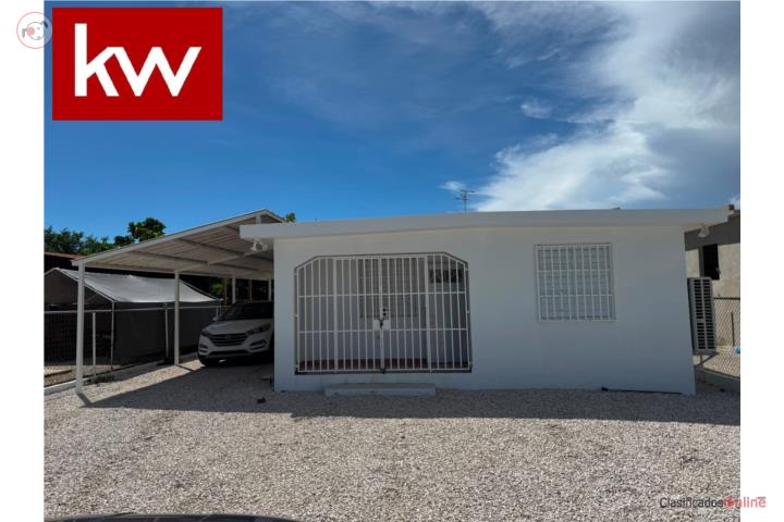 URB. BRISAS DE PLAYITA, CASA EN SALINAS