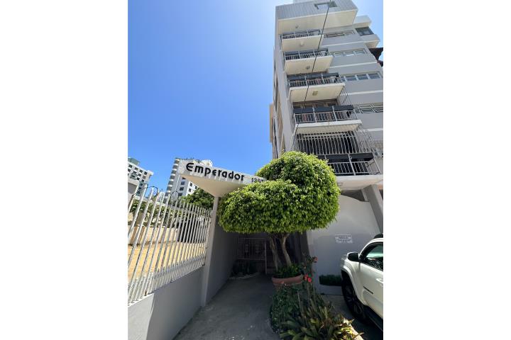 Condominio-El Emperador Se Alquila Cond. El Emperador!!!! 2H/2B/1E Apartamento en San Juan - Condado-Miramar
