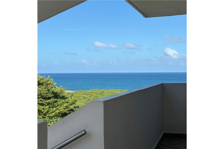 Condominio-Mar Chiquita Mar Chiquita Condominium en Manati Apartamento/WalkUp en Manatí