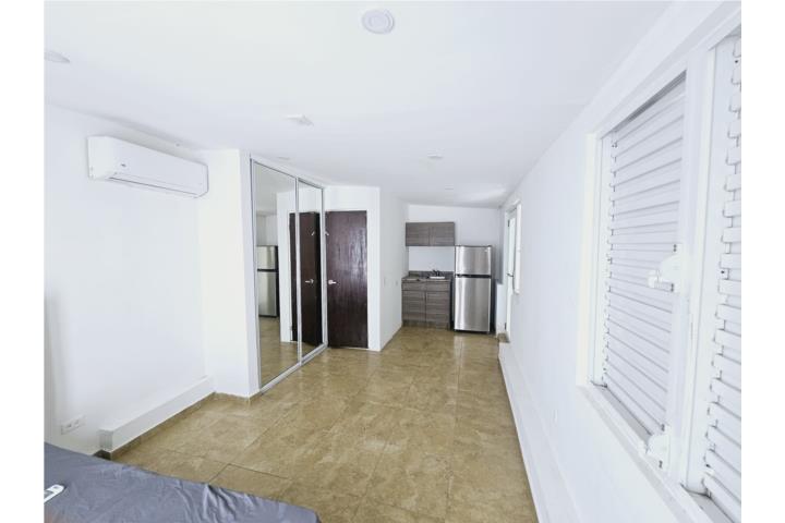 Disponible Pronto Moderno Studio 575