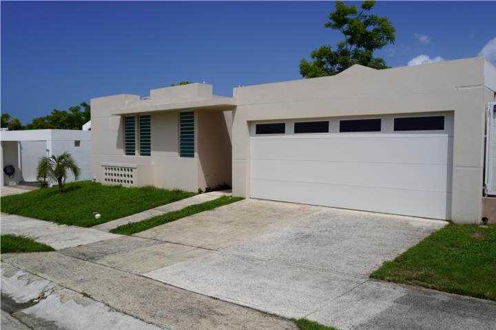 For Rent- Furnished House, 4 bed and 2.5 bath