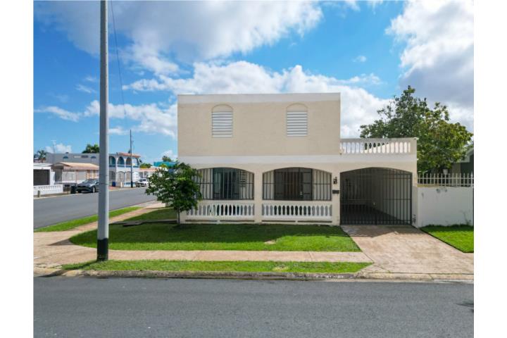 Levittown Lakes – 4H/2.5B - Utilidades incl.