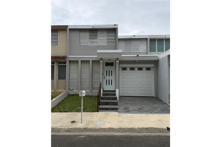 Urbanizacion-Santa Elenita Urb. Santa Elenita Bayamón Casa en Bayamón