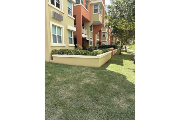Condominio-Serenna en Los Prados GardenEsquina Cond Serenna Los Prados Amuebla Apartamento en Caguas