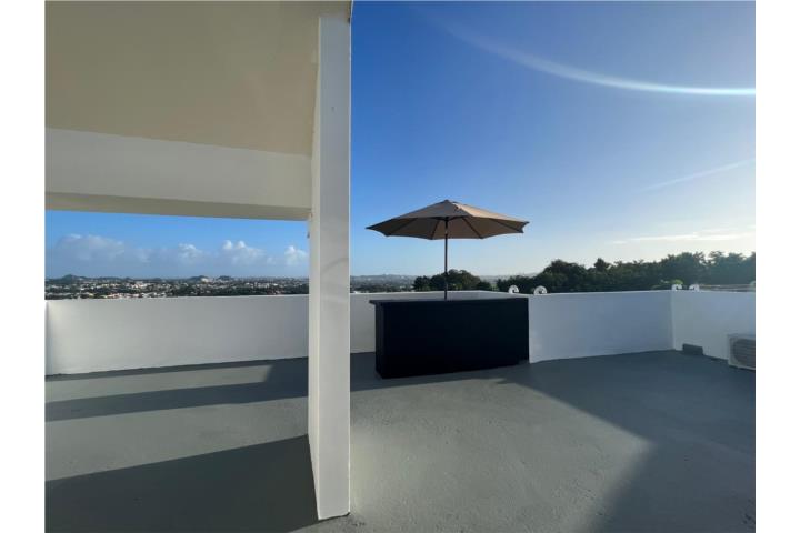 VISTAS DE PANORAMA- PH con terraza y vista