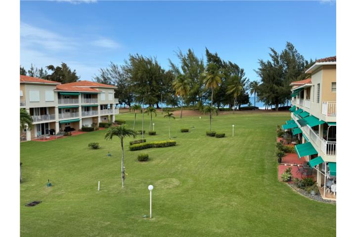Condominio-Casa Del Mar Vista al mar esquina Apartamento/WalkUp en Río Grande