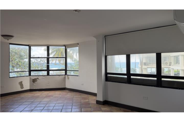 Condominio-Condado Princess ****CONDADO PRINCESS**** OCEAN FRONT Apartamento en San Juan - Condado-Miramar