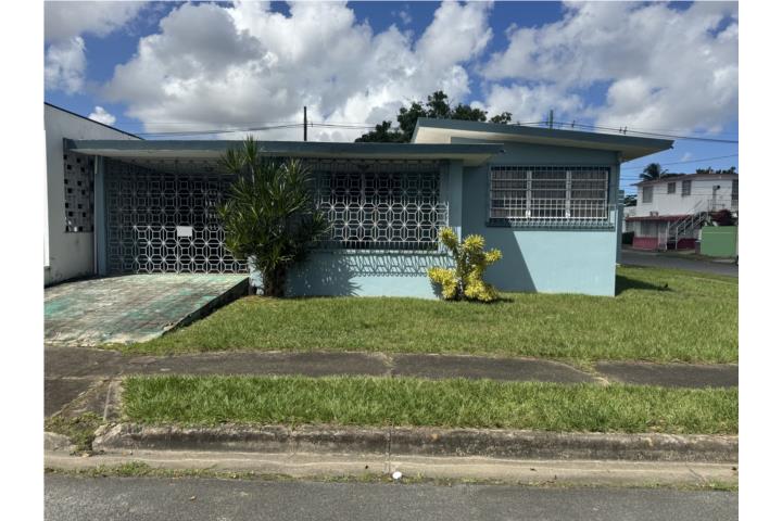 Urbanizacion-Country Club Casa de Esquina para Alquiler - Country Club Casa en San Juan - Río Piedras