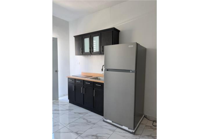 Urb. La Riviera/Apto. caminando al RUM