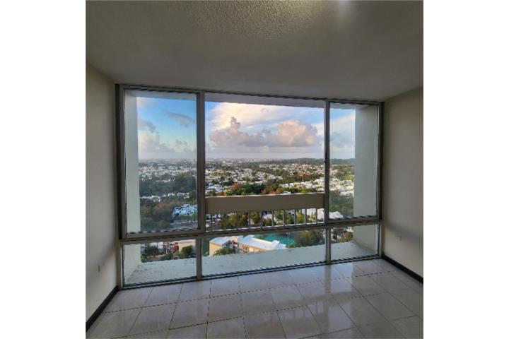 Villas del Senorial, Ave Winston Churchill