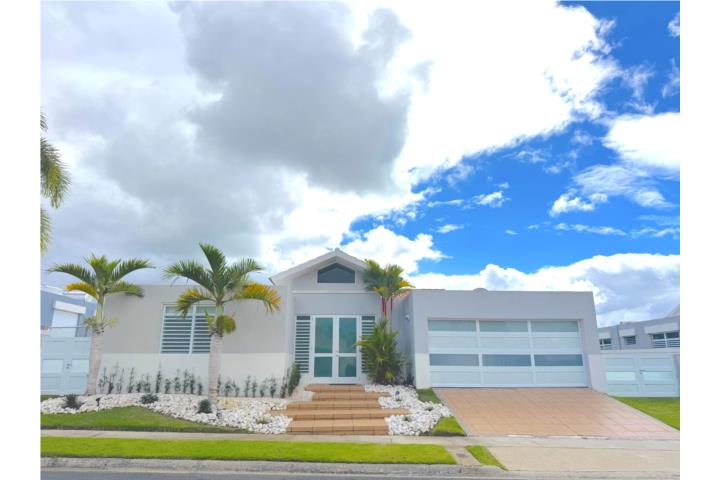 Urbanizacion-Veredas Hermosa Residencia Veredas Gurabo Casa en Gurabo