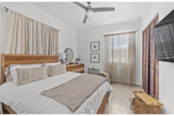 Urbanizacion-Ocean Park Apartment just steps from beach in Ocean Park Apartamento en San Juan - Condado-Miramar