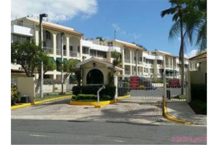Condominio-Alexis Park ALEXIS PARK AVE. LAGUNA GARDENS NO ESCALERAS Apartamento/WalkUp en Carolina
