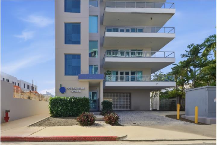 Condominio-Ocean Blue Tower 3h/2.5b Ocean Blue Tower Isla Verde Apartamento en Carolina