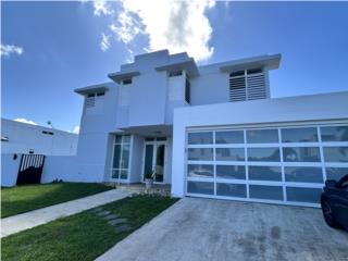 Urbanizaci�n La Serrania - Caguas 