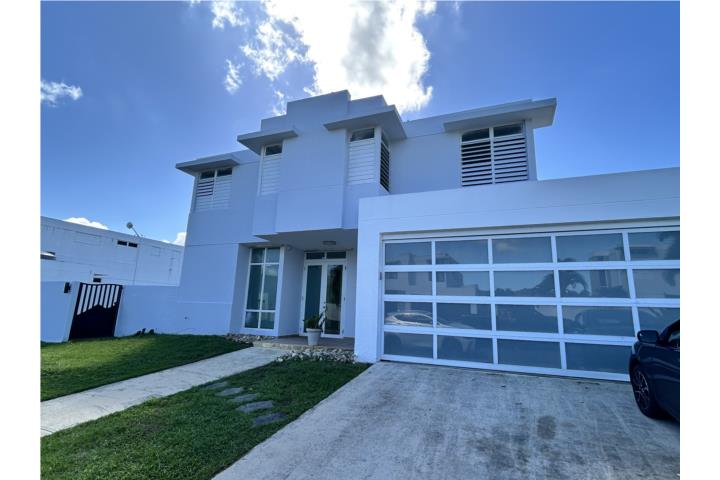 Urbanizacion-La Serrania Urbanización La Serrania - Caguas Casa en Caguas