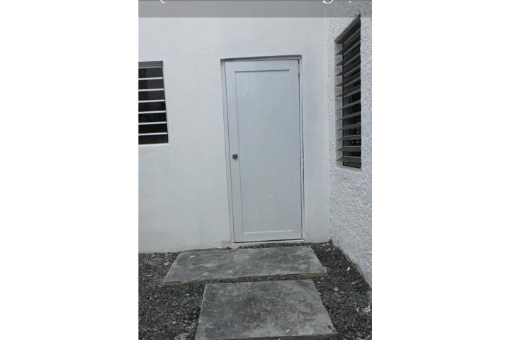 Urbanizacion-El Cortijo Urb El Cortijo apto 1h,1b inc. agua y luz Apartamento en Bayamón