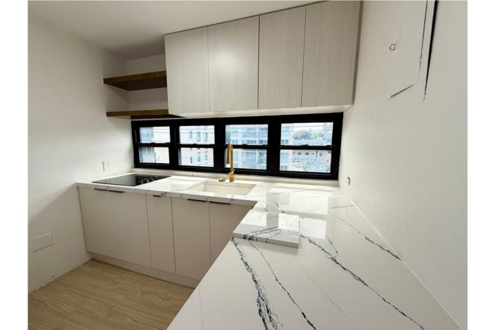 Condominio-El Emperador Excellent Location Apt at Wilson st. Condado Apartamento en San Juan - Condado-Miramar