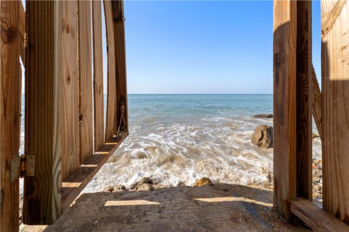 Barrio-Caguabo Beachfront paradise awaits Apartamento en Añasco